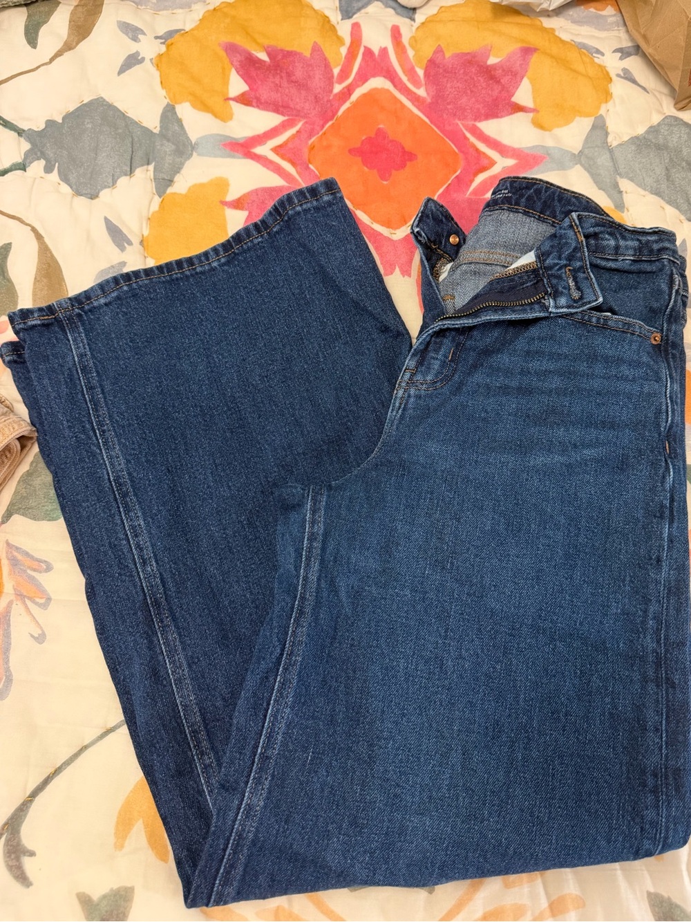 Old Navy Extra High Rise Super Wide Leg Jeans